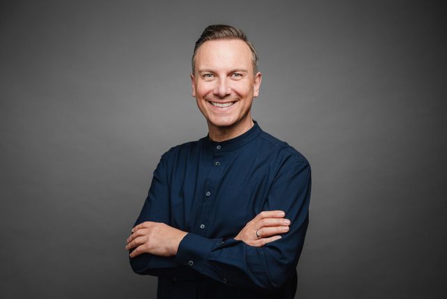 Tim Raue
