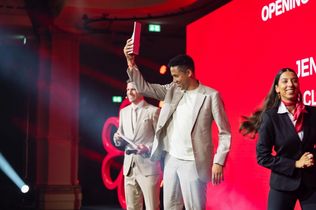 Michelin Guide Deutschland 2026, Michelin Sterne 2026, Michelin Verleihung, Michelin Preisverleihung, Michelin Gala, Sternerestaurants Deutschland, Michelin Sterne Restaurants, Drei Sterne Restaurant, Zwei Sterne Restaurant, Ein Stern Restaurant, Gastronomie Deutschland, Spitzenküche, Fine Dining, Gourmetrestaurants, Sternekoch, Sterneküche, Michelin Guide, Restaurantführer, Gastronomie Awards, Bildergalerie Michelin, Michelin Gewinner 2026, Restaurant Auszeichnungen, deutsche Spitzengastronomie, L.A. Jordan Deidesheim, Michelin Deutschland, Gourmetküche Deutschland, Michelin Sternevergabe,