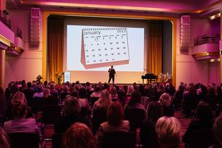 Frauenforum Foodservice 2025, Food-Branche, Gastronomie, Hotellerie, Lebensmittelwirtschaft, Female Leadership, Netzwerken, lebenslanges Lernen, Diversität, Fachkräftemangel, Gunilla Hirschberger, Marlies Head, Grand Elysée Hamburg, AllBright Stiftung, Führungspositionen, Karriere Frauen