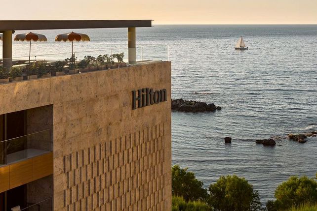 Hilton, Brand Finance, Hotels 50 2026, Hotelmarken, Marriott, Hyatt, Taj Hotels, Delta Hotels & Resorts, Vinpearl, Booking.com, Hotelbranche, Markenwert