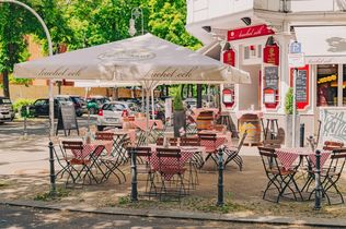 Kuchel Eck, Josef Laggner, Berlin, Charlottenburg-Wilmersdorf, Ludwigkirchplatz, Eckkneipe, Gastronomie Berlin, Laggner Gruppe, Berliner Kneipenkultur, Restaurantöffnung Berlin