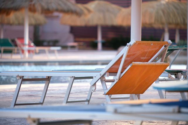 Liegen Pool Reservierung