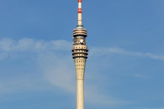 Dresden, Fernsehturm, Restaurant, Stadtrat, Investition, Aussichtsplattform, Dirk Hilbert, Denkmalschutz, Infrastruktur, Tourismus