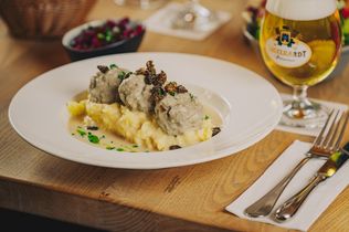 Kuchel Eck, Josef Laggner, Berlin, Charlottenburg-Wilmersdorf, Ludwigkirchplatz, Eckkneipe, Gastronomie Berlin, Laggner Gruppe, Berliner Kneipenkultur, Restaurantöffnung Berlin