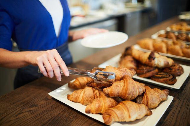 Hotelfrühstück, Frühstückspreise Hotels, Marco Nußbaum, Frühstücksquote, Stadthotellerie, Ferienhotellerie, Hotelgäste, Hotelbewertung, Frühstücksbuffet, Hotellerie