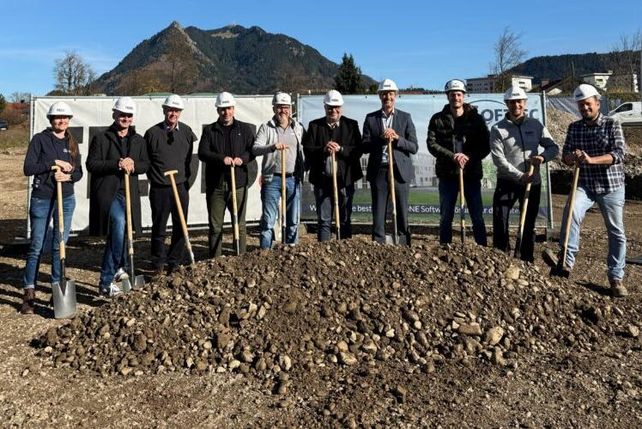 SoftTec, Sonthofen, Hotel-Software, Hotel-Tech, Integriertes Hotel, Echtbetrieb, Digitalisierung, Gastronomie, Spatenstich, Arbeitsplätze, Oliver Anschütz