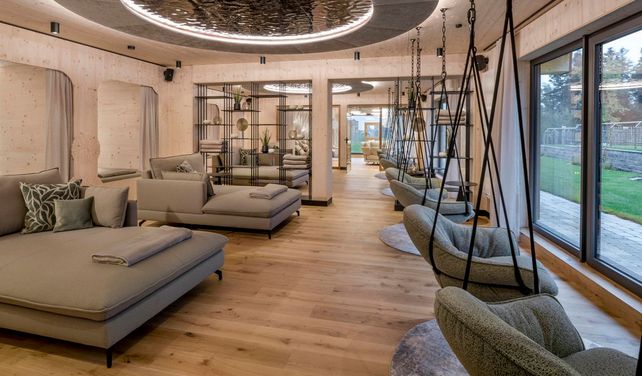 Hotel Das Stemp, Stemp Oasee, Wellness, textilfreier Freiraum, Naturpool, Seesauna, Schneeraum, Granit-Whirlpool, Schaukelwald, Wellnessurlaub, Bayern.
