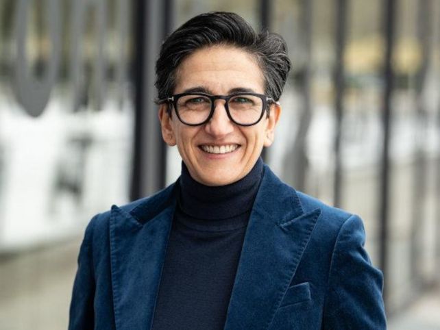 Asli Kutlucan, Adina