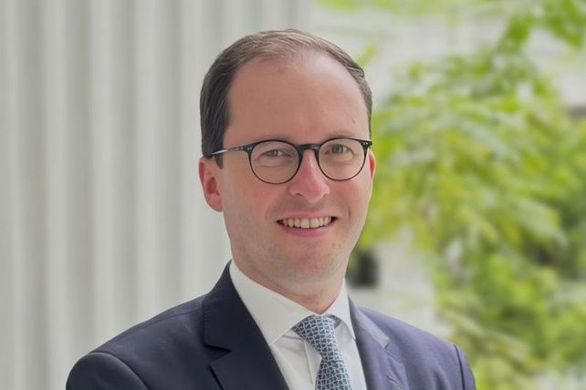 Thomas Goval, The Chedi Andermatt, General Manager, Andermatt, Raffles Hotel Singapore, Bürgenstock Resort, Andermatt Swiss Alps AG, Naguib S. Sawiris, James Lamb, Luxushotellerie