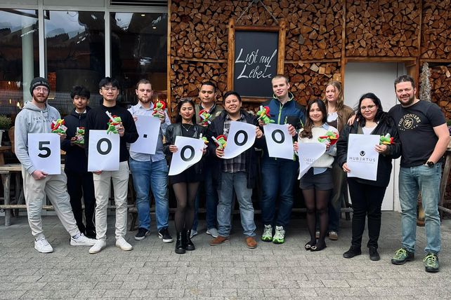 Feuer, Hubertus, Hotel, 50.000, Mitarbeiter, Spende