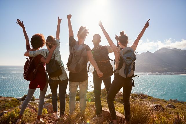 Reisetrends 2026, Generation Z, Millennials, Kayak, TikTok, Künstliche Intelligenz, ländlicher Tourismus, Authentizität, entschleunigtes Reisen, Kurzreisen, Tourismusstudie