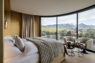 Sonnenalp Resort, Hofgut, Ofterschwang, Familie Fäßler, Reithalle Allgäu, Hofgutlofts, Reitercamps, Luxusresort Bayern, Hotelneueröffnung 2026, Pferdesport Allgäu