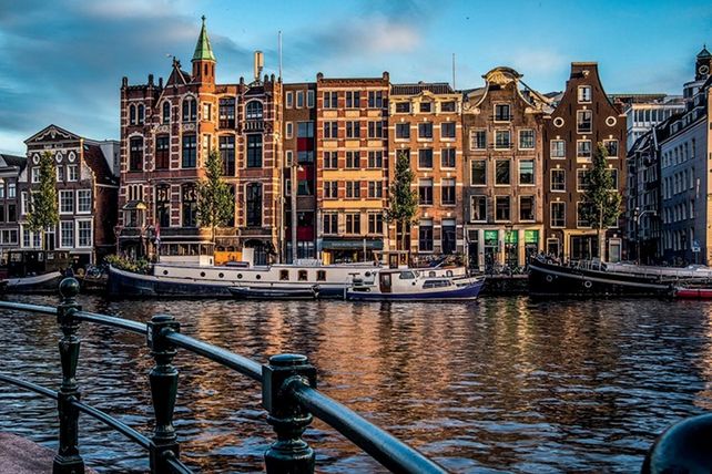 Leonardo, Zien, Übernahme