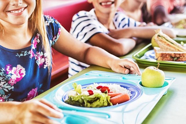 SPD Mittagessen Schüler