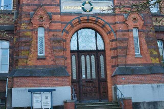 Nach Messerstich auf Hotelier in Kappeln - zwei Jahre auf Bewährung