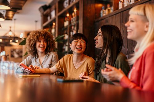 Gen Z erwartet von Bars mehr als nur Getränke: Tageskarte