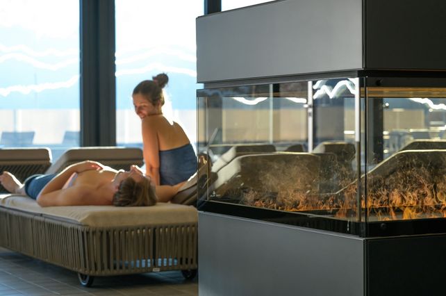 Oberstdorf, Allgäu, Therme Oberstdorf, Tourismus, Eröffnung, Wellness, Gesundheitstourismus, Wandern, Alpen, Regeneration, Kurort, Architektur, Wirtschaftsfaktor, Ganzjahresangebot