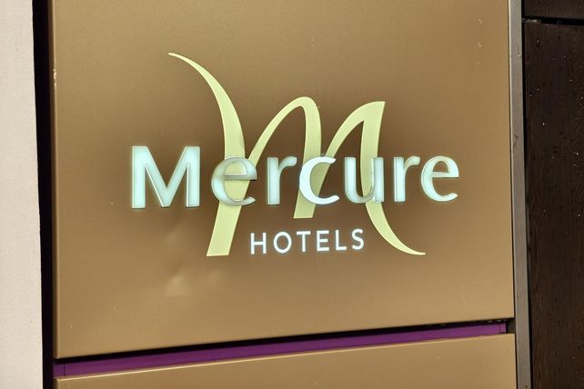 Mercure City Köln, Mercure Friesenstraße, Mercure Köln Schließung, Revo-Hotelgruppe Insolvenz, Gordon Geiser, Pullman Köln Schließung, AccorInvest, Pandox, Kölner Karneval