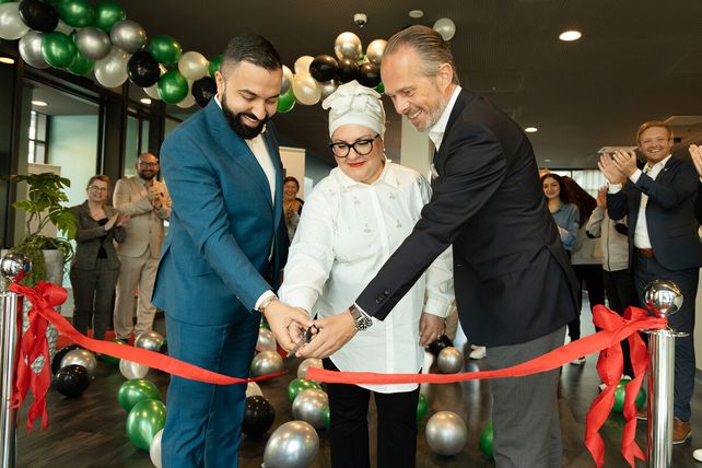 Holiday Inn - the niu Hotel