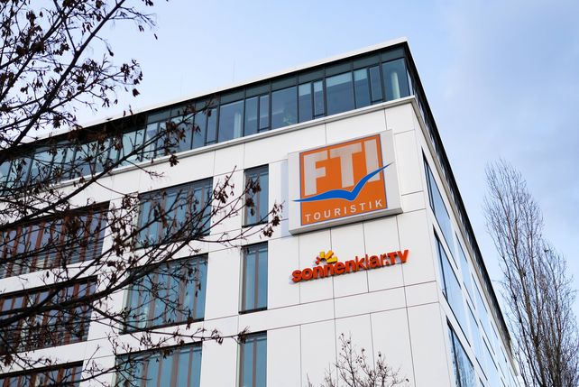 Finanzinvestor, Certares, FTI Group 