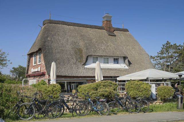 Sylt, Rauchfang, Abriss, Kampen, Whiskymeile, Juwelier Wempe, Rolex-Boutique, Gastronomie, Hotellerie, Neubau, Promi-Lokal, Einzelhandel, Steffi Böhm, Reetdachhaus