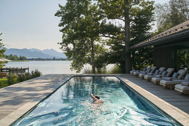  Michelin Keys 2026, Michelin Key Hotels Deutschland, Michelin Guide Hotels, Hotel Bareiss, Traube Tonbach, Alter Meierhof, drei Michelin Keys, zwei Michelin Keys, Hotelauszeichnungen Deutschland