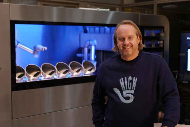 Lieblingsplatz-Hotel, Surf Rescue Club, Roboter Roboter kochen