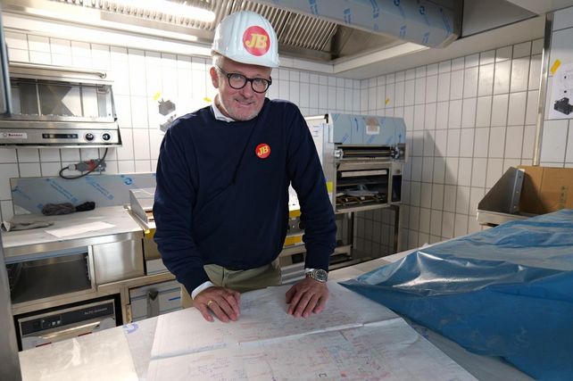 Jim Block, Rostock, Universitätsplatz, Eröffnung, 1,3 Millionen Euro, Investition, Burgerrestaurant, Fast Casual Dining, Sven Freystatzky, Mecklenburg-Vorpommern, Breite Straße.