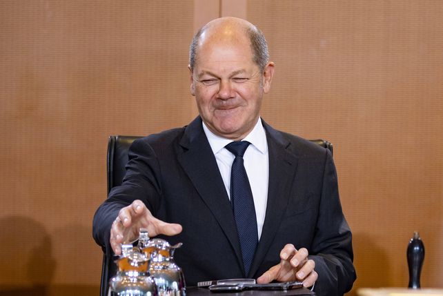 Kanzler sucht Kellner