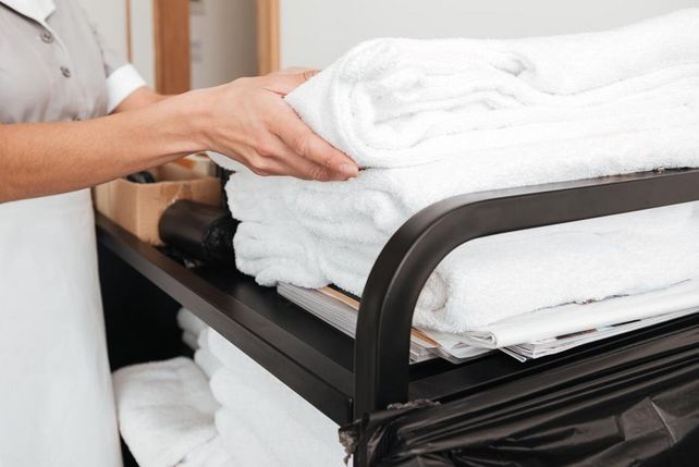 BMC Hotelservice Insolvenz, Hoteldienstleister, Hotelreinigung, Personalintensiv, Mindestlohn, Kostensteigerung, Liquiditätsengpass, Insolvenzverfahren, Marc-André Kuhne, Hotellerie Fachpublikum, Sanierungschancen