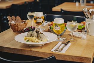 Kuchel Eck, Josef Laggner, Berlin, Charlottenburg-Wilmersdorf, Ludwigkirchplatz, Eckkneipe, Gastronomie Berlin, Laggner Gruppe, Berliner Kneipenkultur, Restaurantöffnung Berlin