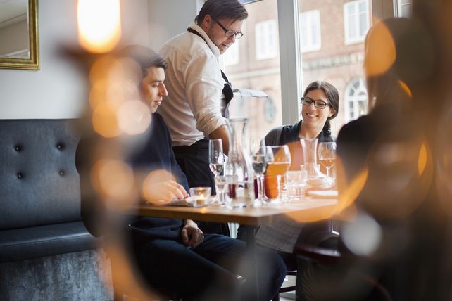 Minijobs, Gastgewerbe, Rentenkommission, Rentenreform, Minijob-Zentrale, Friedrich Schneider, Schwarzarbeit, HDE, Stefan Genth, Hotellerie, Gastronomie, Arbeitsmarkt, geringfügige Beschäftigung, Rentenalter 68