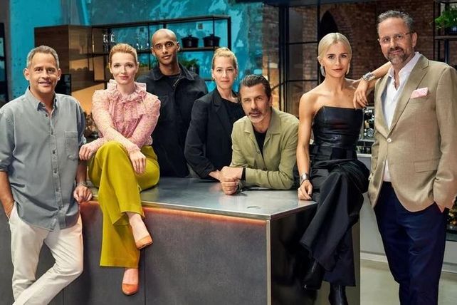 Dinner Club, Amazon Prime Video, Caminada