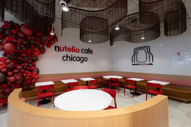 Nutella Café Chicago, Ferrero, Michigan Avenue, Nutella Café Umbau, Chicago Gastronomie, Nutella Speisekarte, Ferrero Nordamerika, Café Wiedereröffnung, Nutella Chicago, Gastronomiekonzept