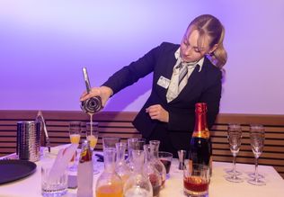 DEHOGA Saarland, Jugendmeisterschaften Gastgewerbe 2026, Ausbildung Gastronomie Saarland, Lukas Duttlinger, Luca Kleinbauer, Maya Sonnenrein, Hotelfachmann Ausbildung, Koch Meisterschaft, Restaurantfachmann Wettbewerb, Vevio Hotel Spiesen-Elversberg