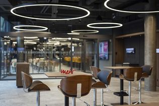 Arcotel Tabakfabrik Linz, Hoteleröffnung Linz 2026, Quadrill Tower Hotel, Arcotel Hotels Linz, Hotel Tabakfabrik, Q27 Restaurant Linz