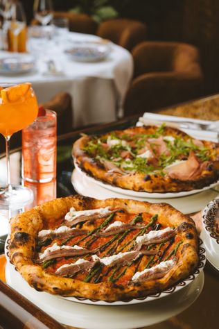 Pamela Berlin, Big Squadra, Big Mamma Group, Restauranteröffnung Berlin, Gendarmenmarkt, italienisches Restaurant Berlin, Pamela Restaurant, Coccodrillo Berlin, Chiara Chefköchin, Gastronomie Berlin, Neapolitanische Pizza, Pasta Berlin, Restaurant Neueröffnung Berlin