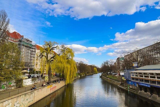 Maybachufer, Berlin-Neukölln, Time Out, Ranking, coolste Straßen, Landwehrkanal, Wochenmarkt, Reuterkiez, Europa