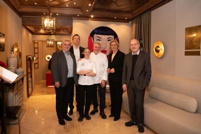 Victor’s Fine Dining by Christian Bau, Christian Bau, drei Michelin-Sterne, 20-jähriges Jubiläum, Victor’s Residenz-Hotel Schloss Berg, Perl-Nennig, Hartmut Ostermann, Susanne Kleehaas, Spitzengastronomie, bau.stil, Tag der Deutschen Einheit, Guide Michelin, Mentor Chef, La Liste