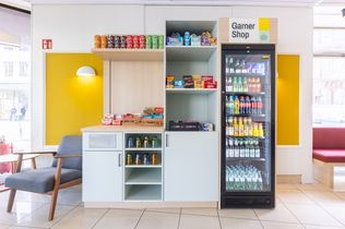 Garner Hotel Frankfurt – Main Station, Novum Hospitality, IHG Hotels & Resorts, Garner Hotels, Hotel Continental Frankfurt, Hoteleröffnung Frankfurt, Hotel-Rebranding, Hotelkonversion, Schwarzbart-Lemler, Frankfurter Hauptbahnhof