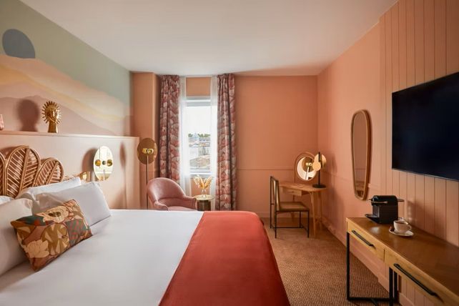 Hotel Indigo, Expansion