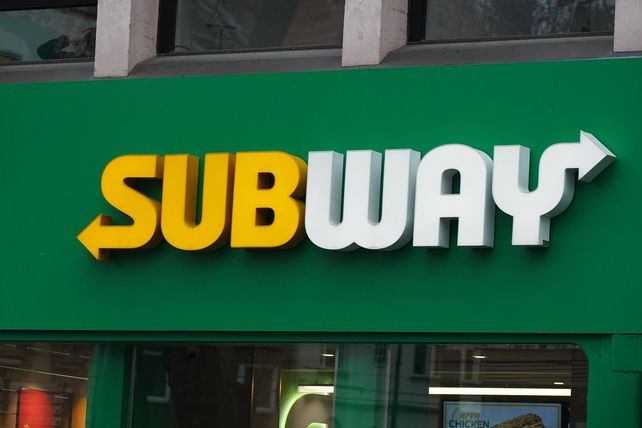 Subway, Roark Capital, verkauf 
