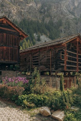Le Rucher d’Evolène, Evolène, Wallis, Schweiz, Albergo Diffuso, Boutiquehotel, Heritage Hotel, Hoteleröffnung, Berghotel, Tourismus Schweiz, Hotelprojekt, Val d’Hérens