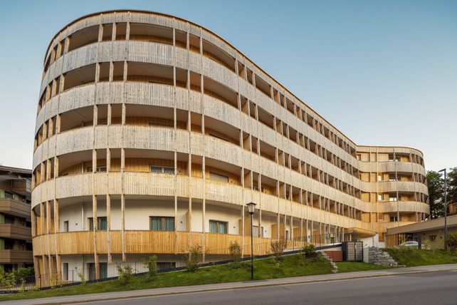 DSR Hotel Holding
