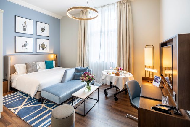 Frasers Hospitality, Serviced Apartments Deutschland, Fraser Suites Hamburg, Capri by Fraser Berlin, Hotelresidenzen, Wohnen auf Zeit, Beherbergungsmarkt Deutschland, Rebecca Hollants Van Loocke, Immobilienwirtschaft, Apartmenthotel Frankfurt, Hotelmarkt Leipzig