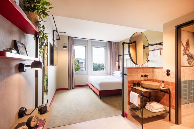 Me and All Hotel Berlin East Side