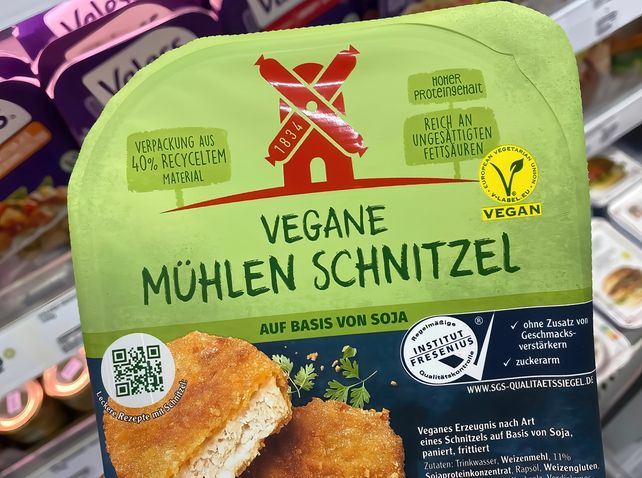 Veggie-Burger Verbot, EU Veggie Namen, Pflanzliche Ersatzprodukte Kennzeichnung, EU Parlament Abstimmung Fleischersatz, Tofu-Wurst Verbot, Soja-Schnitzel Regelung, Veggie Wurst Namen, EU-Recht Vegane Produkte, Kennzeichnung Fleischersatzprodukte,