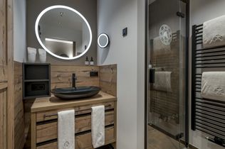 Sonnenalp Resort, Hofgut, Ofterschwang, Familie Fäßler, Reithalle Allgäu, Hofgutlofts, Reitercamps, Luxusresort Bayern, Hotelneueröffnung 2026, Pferdesport Allgäu