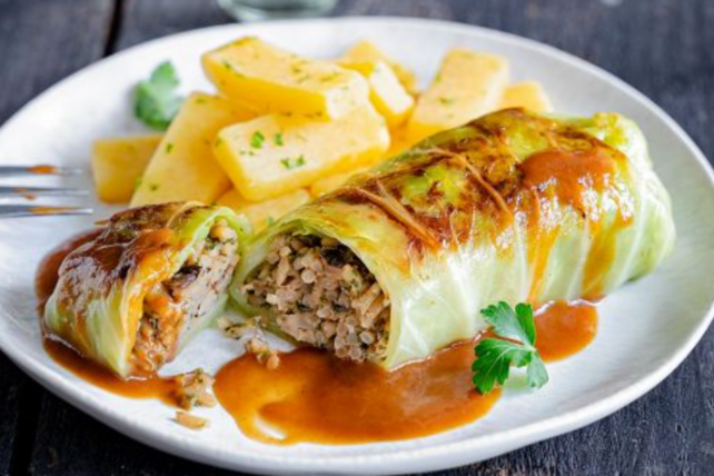 Tiefkühlkost, Apetito, Fachkräftemangel, Gemeinschaftsverpflegung, Seniorenheime, Krankenhausverpflegung, Essen auf Rädern, Großküche, Catering, Kita-Verpflegung, Schulessen, Tiefkühlgerichte, demografischer Wandel, Personalmangel Gastronomie, Systemgastronomie, Care Catering, Krankenhausküche, Altenheime, Bio-Essen Kita, Gemeinschaftsgastronomie, Verpflegungssysteme, Großverpflegung, Catering-Unternehmen, Lebensmittelindustrie, Tiefkühlbranche, Kochmangel, industrielle Lebensmittelproduktion, Kantinenbetrieb, Krankenhaus Catering, Verpflegung Pflegeheime