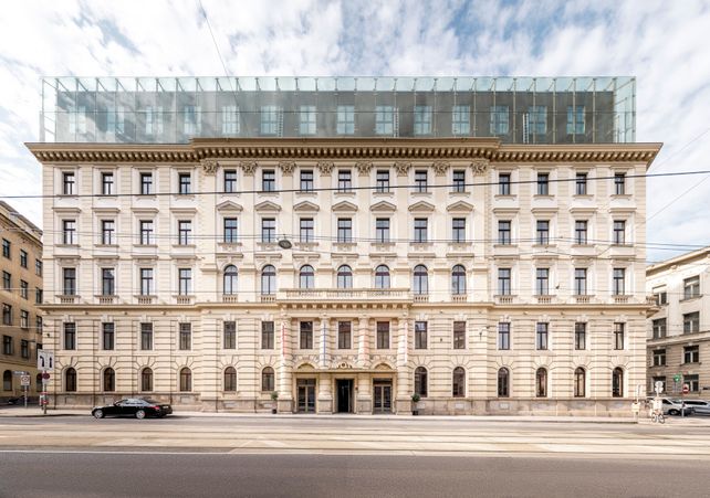 MHP Hotel AG